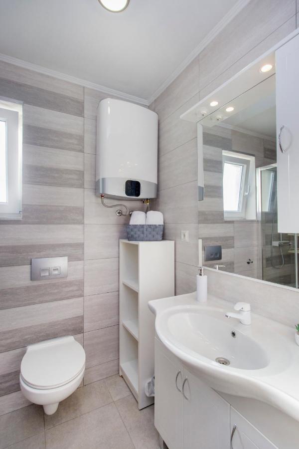 Holiday Home Lucia Lozovac Εξωτερικό φωτογραφία