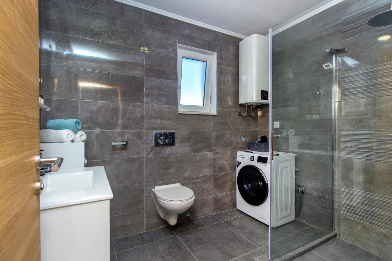 Holiday Home Lucia Lozovac Εξωτερικό φωτογραφία