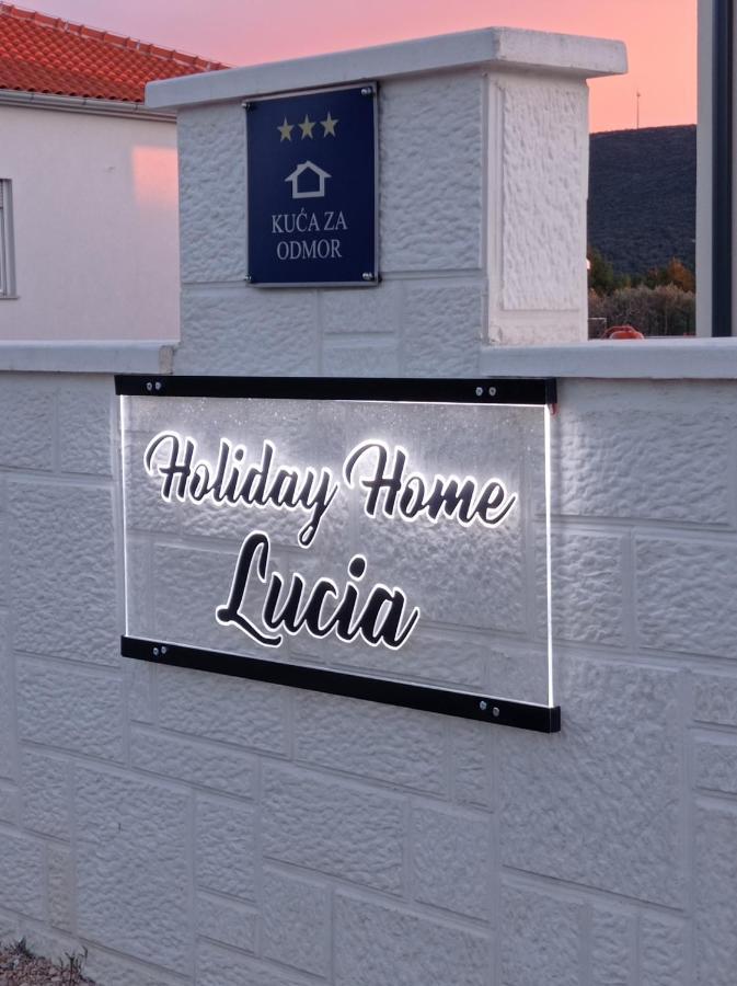 Holiday Home Lucia Lozovac Εξωτερικό φωτογραφία